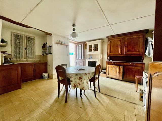 Maison vente à Vesoul, Scey-sur-saône-et-saint-albin