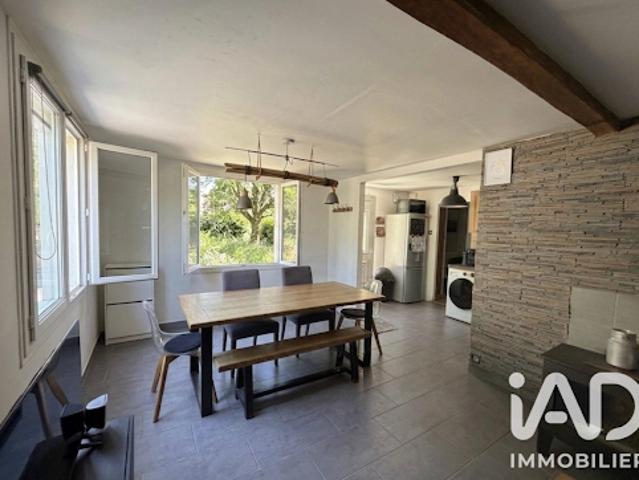 Maison vente à Fontainebleau, La Genevraye