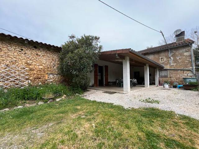 Maison vente à Nontron, Lussas-et-nontronneau