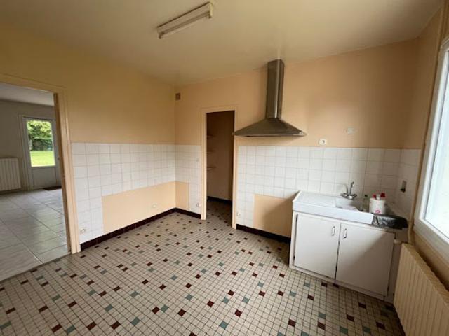 Maison vente à Montmorillon, Civray