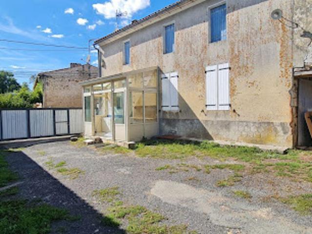 Maison vente à Saintes, Corme-royal
