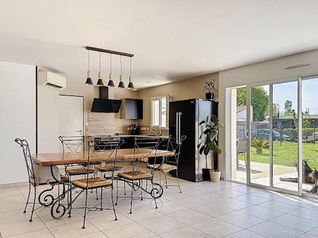 Maison vente à La Rochelle, Ferrières