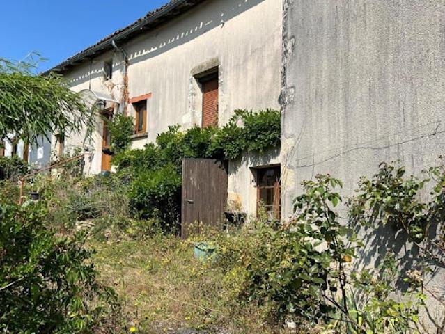 Maison vente à Confolens, Champagne-mouton