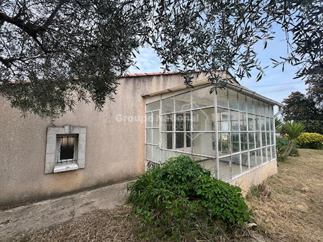 Maison vente à Nîmes, Comps