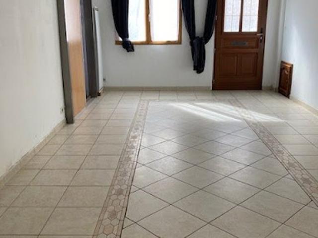 Maison vente à Avallon, Angely