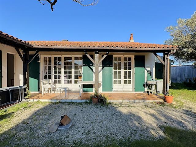 Maison vente à La Rochelle, Loix