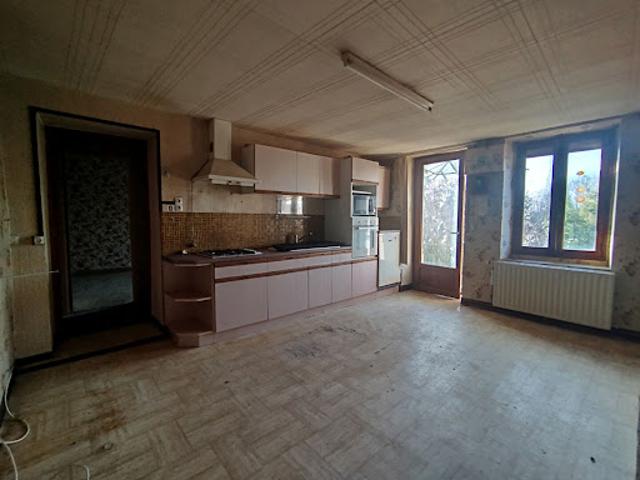 Maison vente à Soissons, Paars