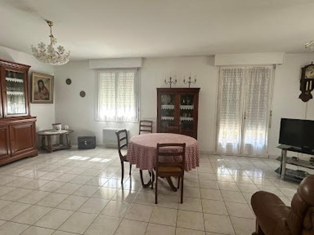 Maison vente à Saintes