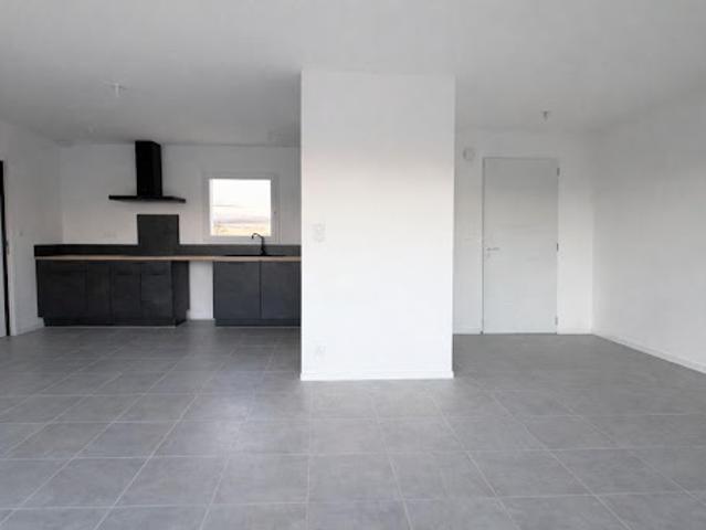 Maison vente à Millau, Salmiech