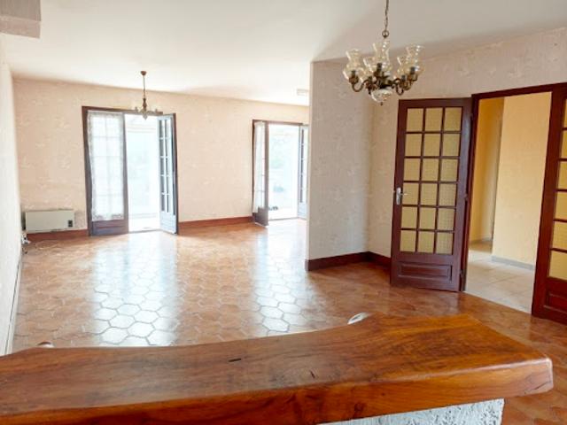 Maison vente à Cognac, Châteauneuf-sur-charente