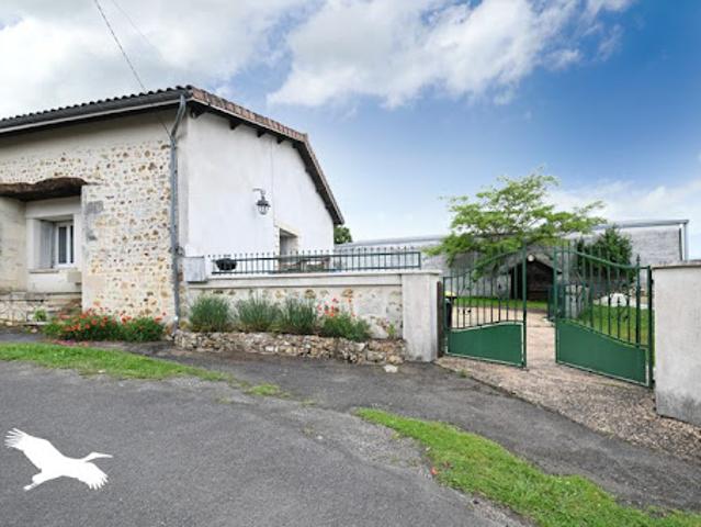 Maison vente à Angoulême, Montemboeuf