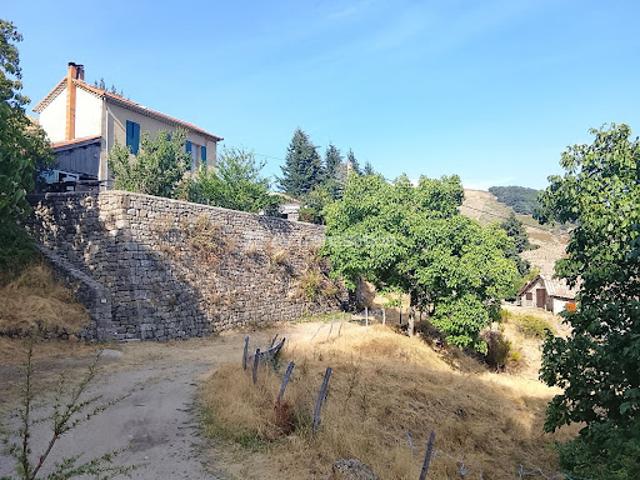Maison vente à Le Bouchet, Genestelle