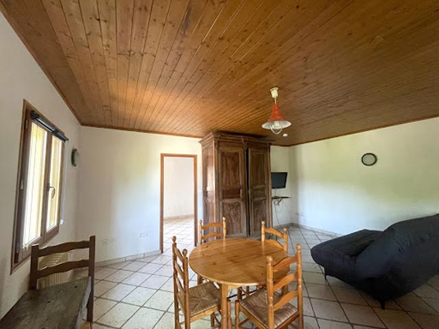 Maison vente à Saint-Jean-d'Angély, Saint-savinien