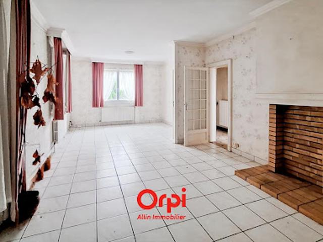 Maison vente à Montluçon, Néris-les-bains