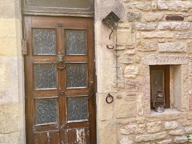 Maison vente à Le Roc, Puycelsi