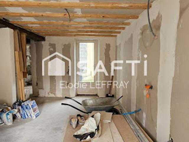 Maison vente à La Flèche, Requeil