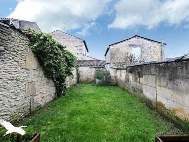 Maison vente à Cognac