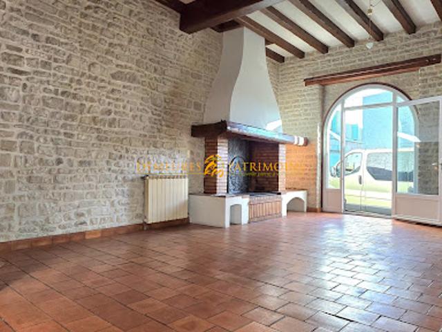 Maison vente à Confolens, Mansle