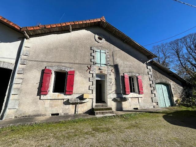 Maison vente à Confolens, Cherves-châtelars