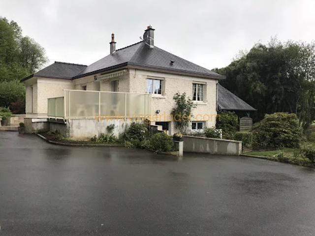 Maison vente à Laval, Port-brillet