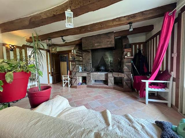 Maison vente à Périgueux, Château-l'evêque