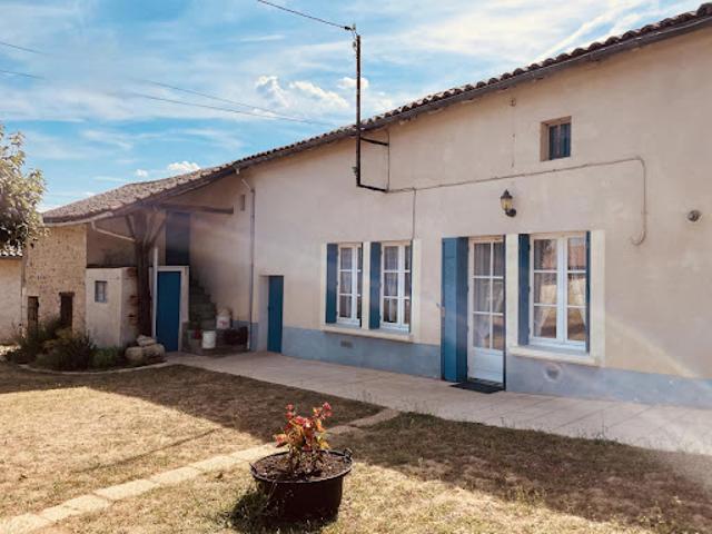 Maison vente à Confolens, Bernac