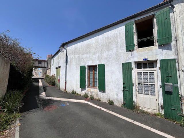 Maison vente à La Rochelle, Thairé