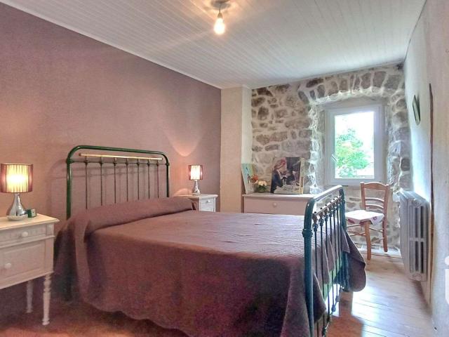 Maison vente à Largentière, Barnas