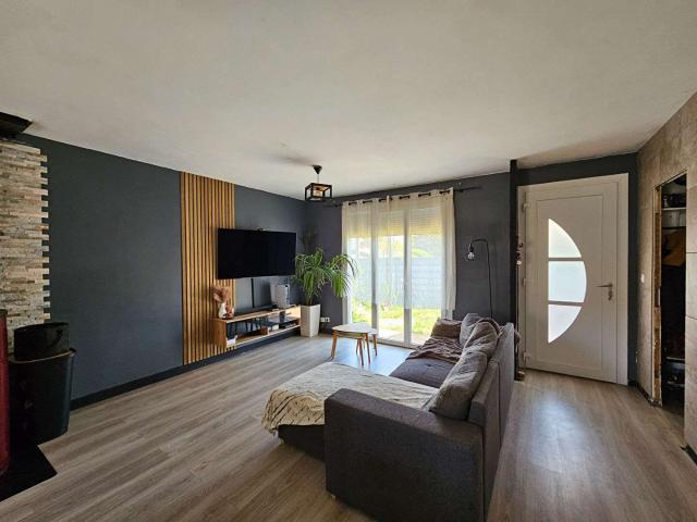 Maison vente à La Flèche, Cré
