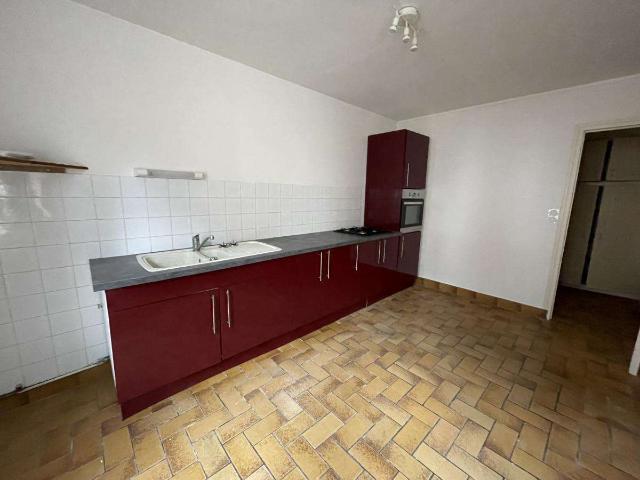 Maison vente à Alençon, Couterne