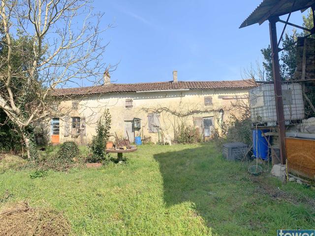 Maison vente à Saint-Jean-d'Angély, Cressé