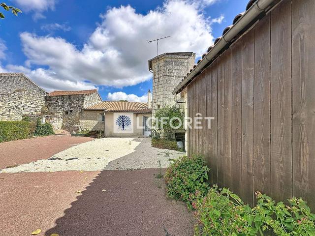 Maison vente à Curçay-sur-Dive, Vienne
