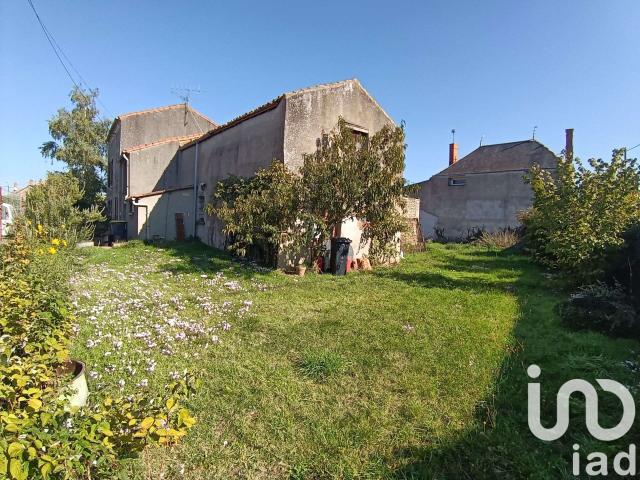 Maison vente à Parthenay, Irais