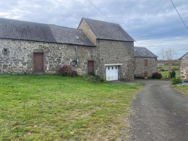 Maison vente à Mayenne, Izé
