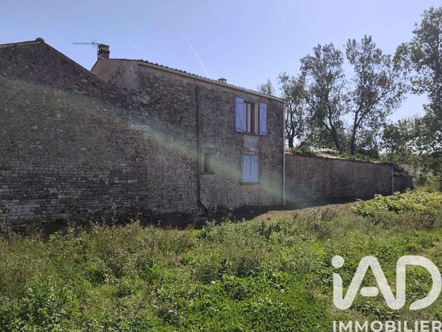 Maison vente à Saint-Jean-d'Angély, Doeuil-sur-le-mignon