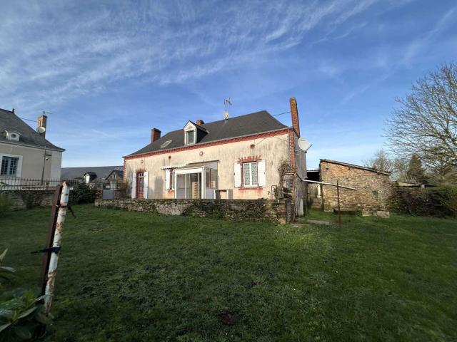 Maison vente à Château-Gontier, Ménil