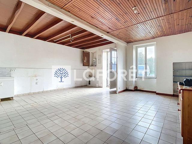Maison vente à Bressuire, Moncoutant