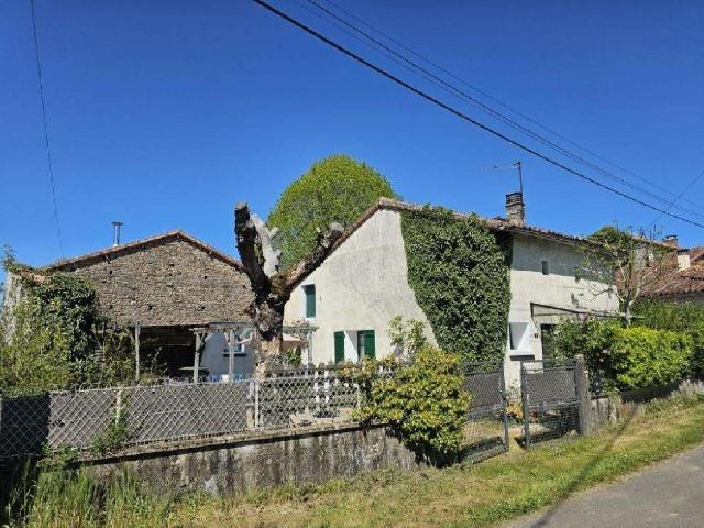Maison vente à Confolens, Nanteuil-en-vallée