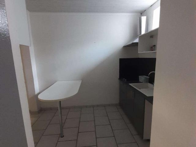 Maison vente à Rouen, Petit-couronne