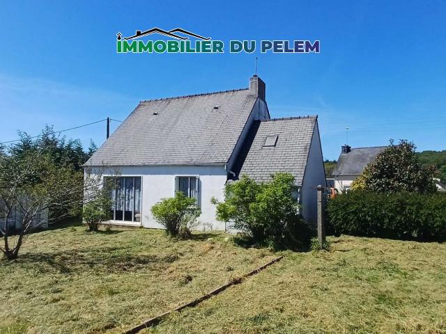 Maison vente à Saint-Nicolas-du-Pélem, Côtes-d'Armor