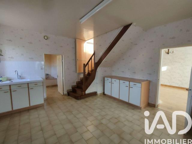 Maison vente à Mamers, Ecorpain