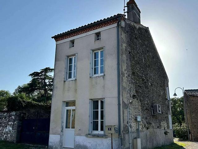 Maison vente à Bellac, Villefavard