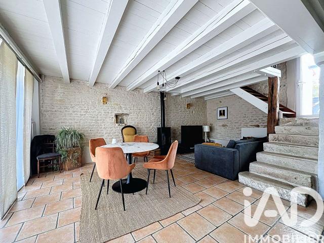 Maison vente à Fontenay-le-Comte, Vix