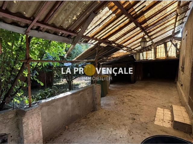 Maison vente à Mimet, Quartier de la Tour