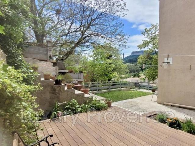 Maison vente à France métropolitaine, Saint-savournin