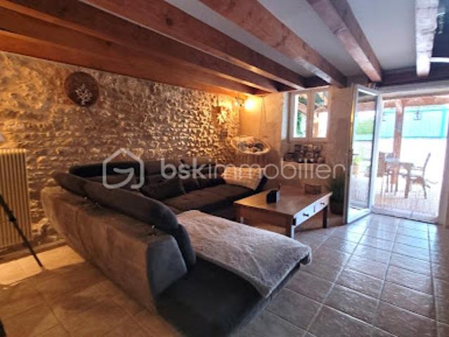 Maison vente à Magnac-sur-Touvre, Charente