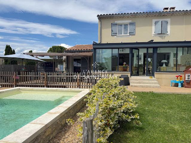 Maison vente à Arles, Mollégès