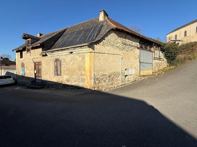 Maison vente à Bagnères-de-Bigorre, Montgaillard