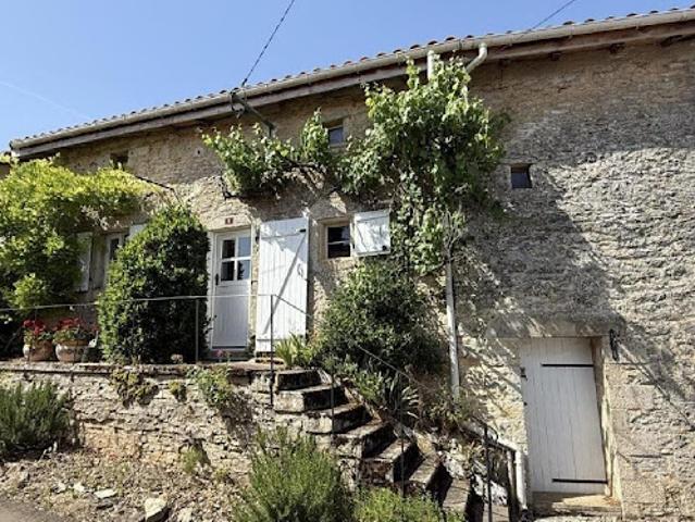 Maison vente à Confolens, Nanteuil-en-vallée