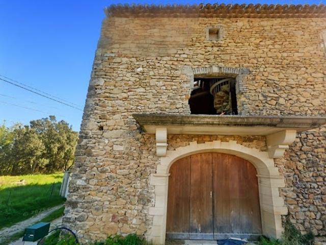 Maison vente à Nîmes, Sabran